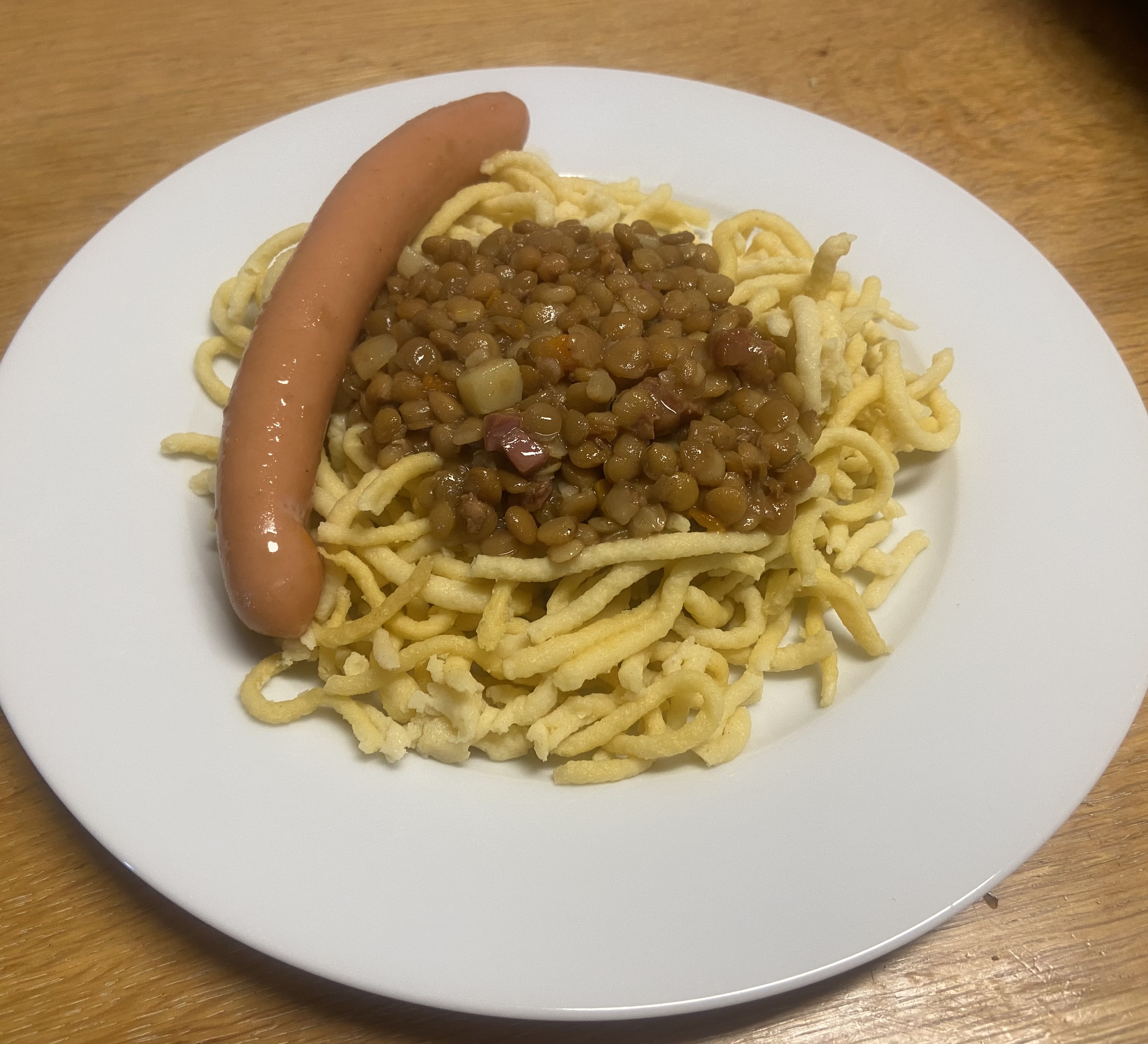 Linsen und Spätzle